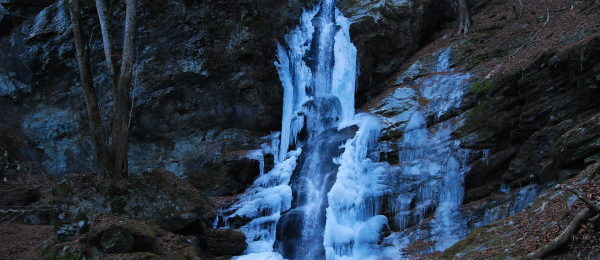 不動の滝氷瀑