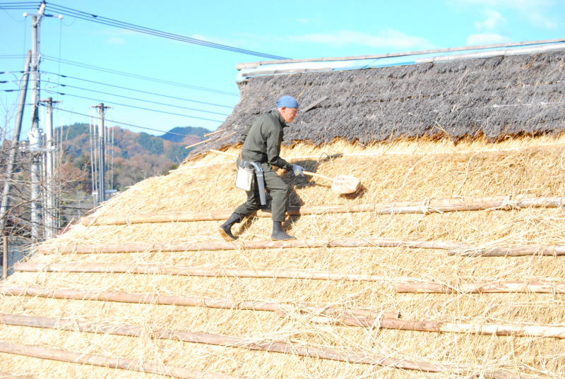 茅葺屋根　職人　埼玉県