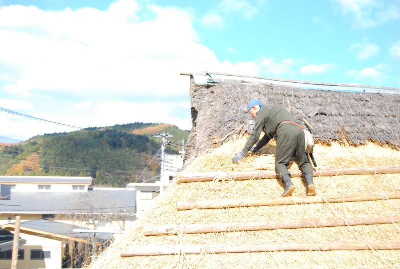 茅葺屋根 職人 埼玉県