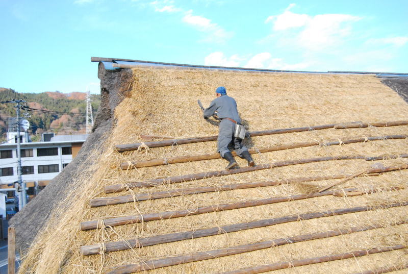 茅葺屋根 職人 埼玉県