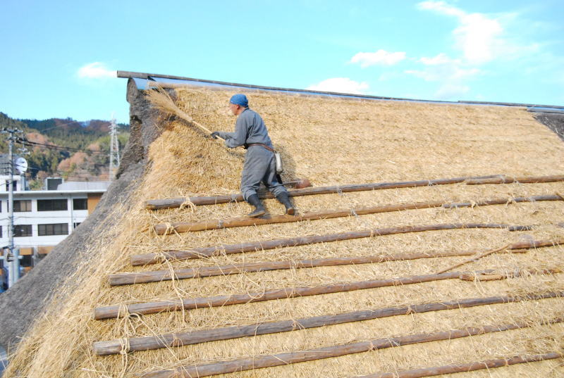 茅葺屋根 職人 埼玉県