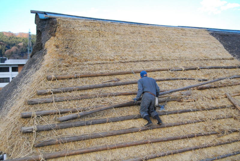 茅葺屋根 職人 埼玉県